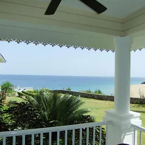Balcones Apartment