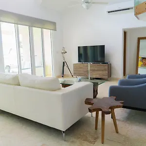 3br / 3ba Modern Paradise Loft In Gated Community W/ Daily Housekeeping Apartment